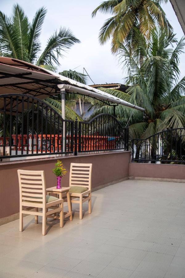 Palm Air By Goa Stays Panaji Exteriör bild